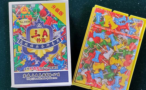 玛纳斯扑克批发采购指南与产品质量识别要点解析